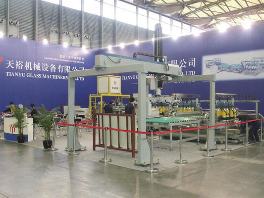 China Máquina de carga de vidro automática do servo motor para a linha de produção do vidro temperado fornecedor