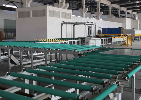 China Transferência e linha de vidro de giro da tabela do transporte entre a máquina de moedura e a fornalha de vidro fornecedor