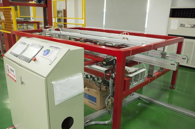 Auto EVA TPT que apara a linha de produção máquina do painel solar após o processo da laminação