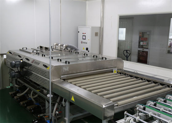 China 1300 milímetros de equipamento da limpeza de vidro para o painel de vidro do picovolt/máquina de lavar horizontal fornecedor